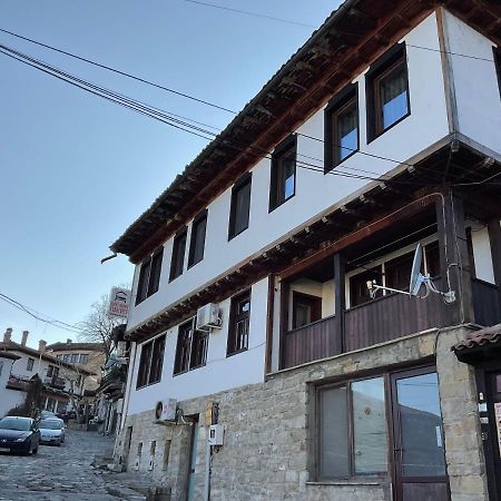 Guest Rooms Tsarevets Veliko Tărnovo Esterno foto